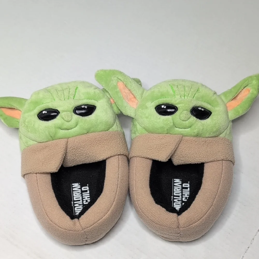 Star Wars The Mandalorian Grogu Slippers